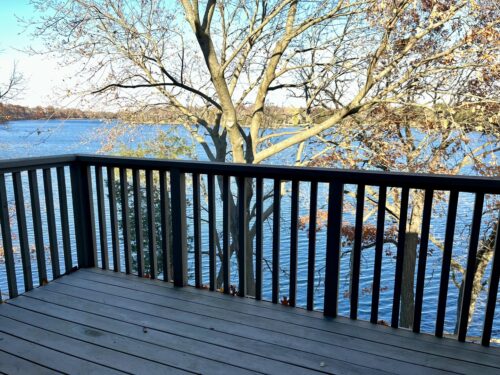 33 Shoreline Road #B, Lake Barrington, IL