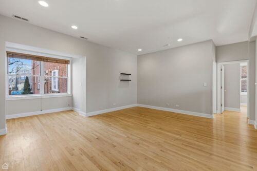 4444 N Beacon Street #1, Chicago, IL