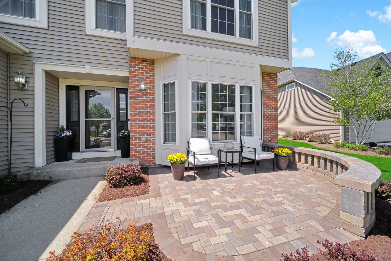 122 Fieldcrest Drive, Bartlett, IL