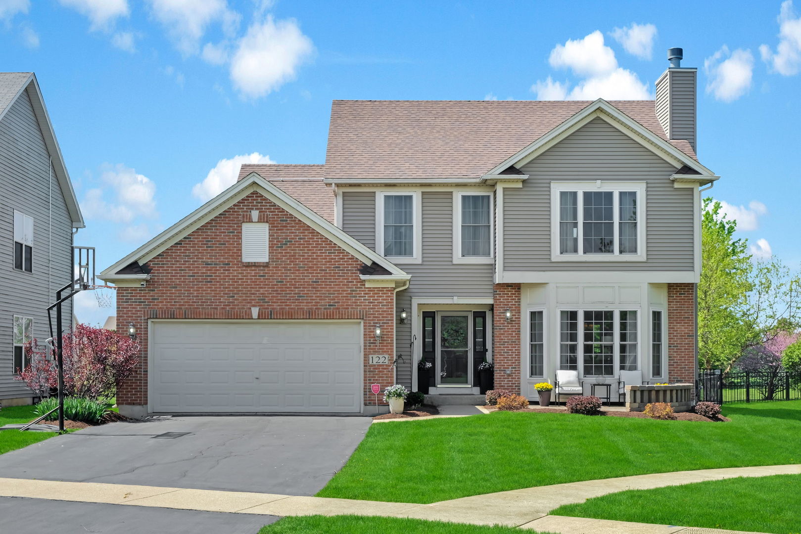 122 Fieldcrest Drive, Bartlett, IL
