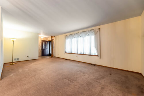 8847 Meade Avenue, Oak Lawn, IL