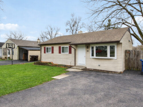65 Della Street, Crystal Lake, IL