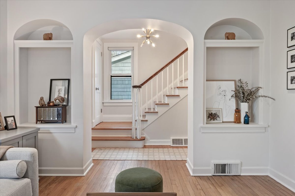 1233 GLENCOE Avenue, Highland Park, IL