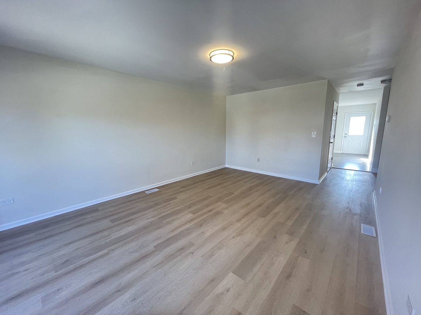 8312 S Phillips Avenue, Chicago, IL