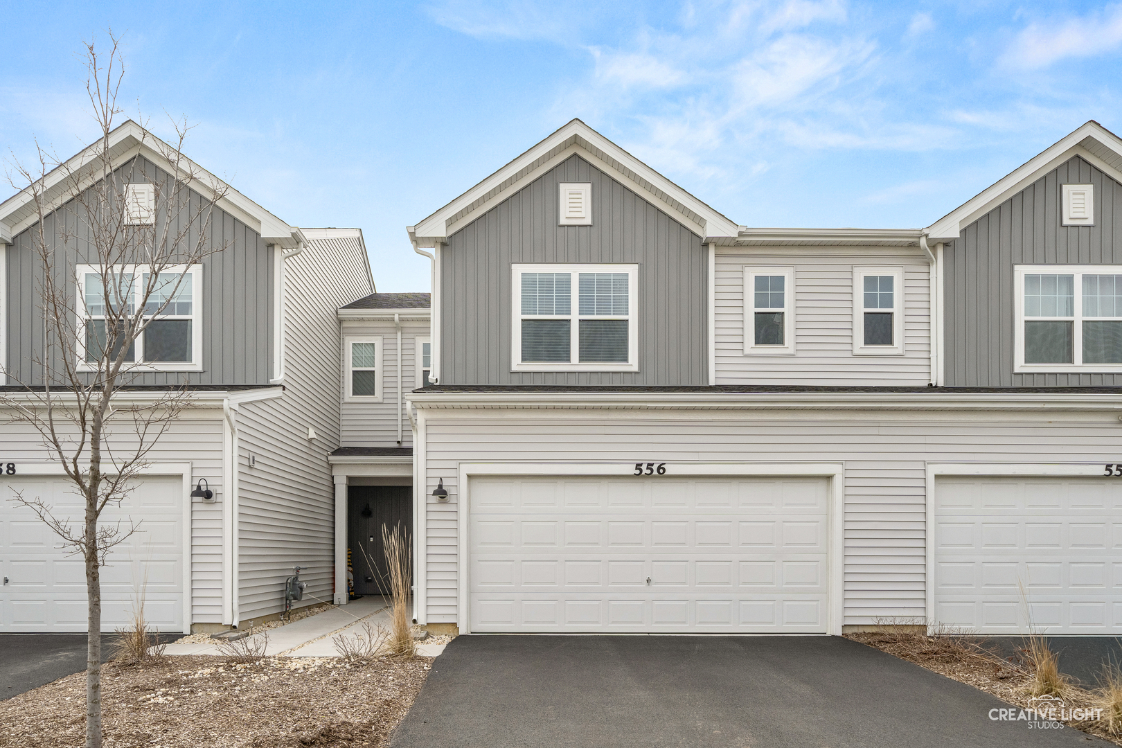 556 Comstock Road, South Elgin, IL