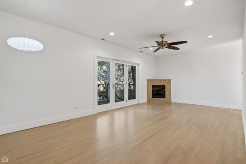 2144 W Schiller Street #E, Chicago, IL