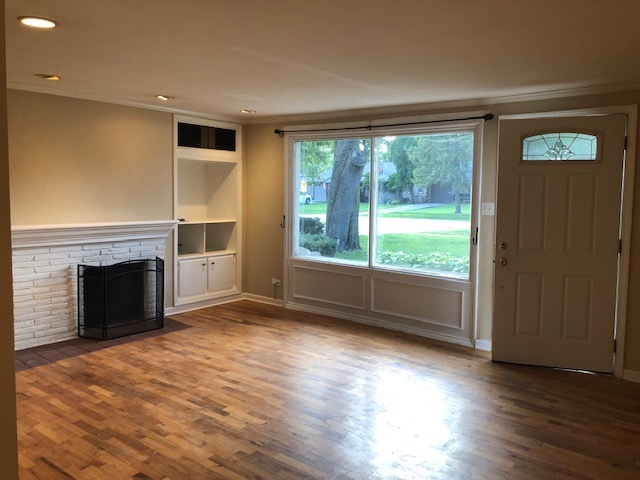 133 N Woodlawn Street, Wheaton, IL