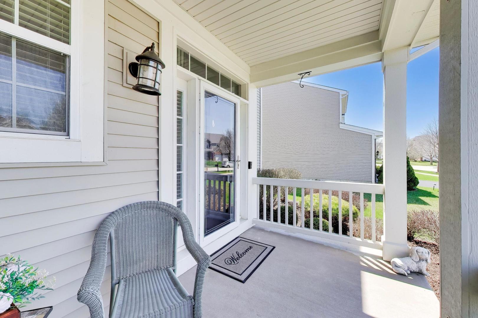 300 Winthrop Drive, Oswego, IL