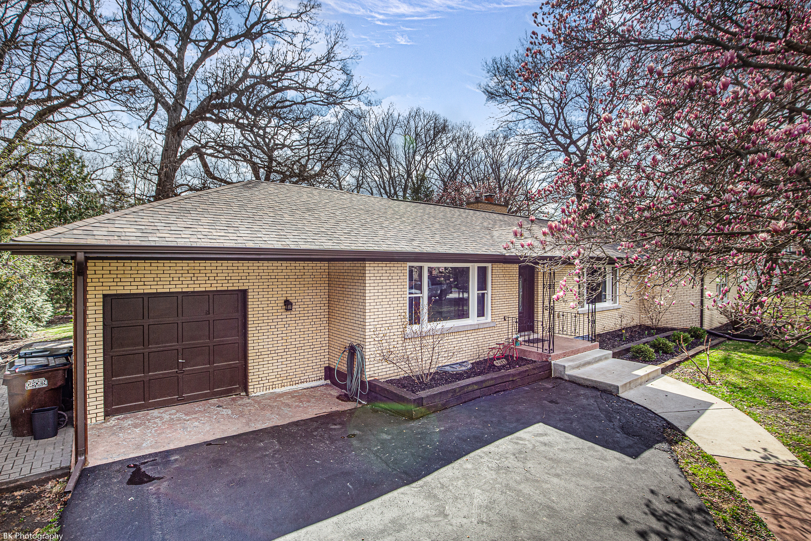 12541 S 68th Court, Palos Heights, IL