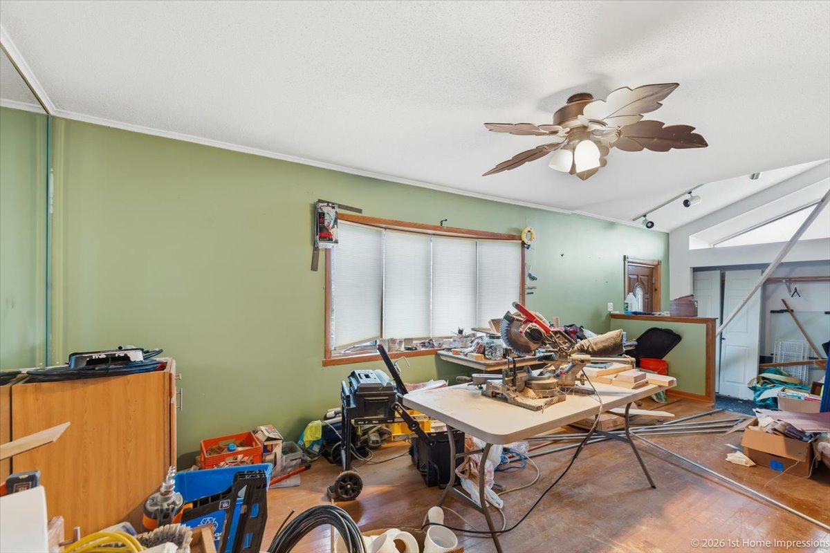 7817 W 98th Place, Hickory Hills, IL