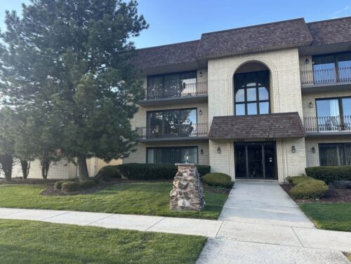 7448 W 153rd Street #2, Orland Park, IL