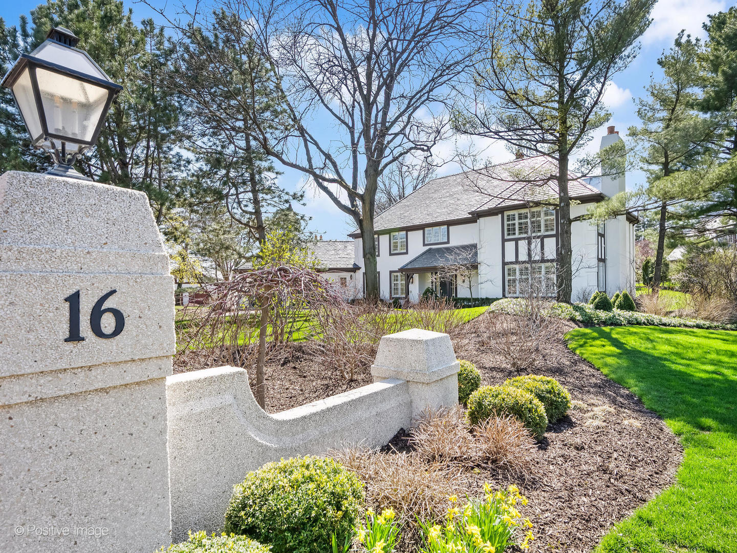1604 Burr Ridge Club, Burr Ridge, IL