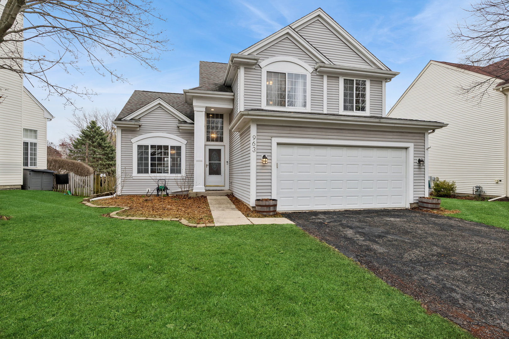 963 Tylerton Circle, Grayslake, IL