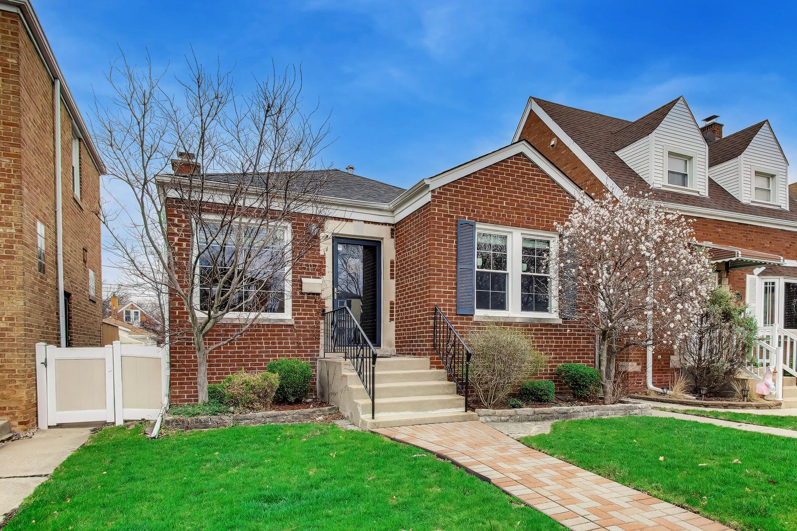 5117 N Newland Avenue, Chicago, IL