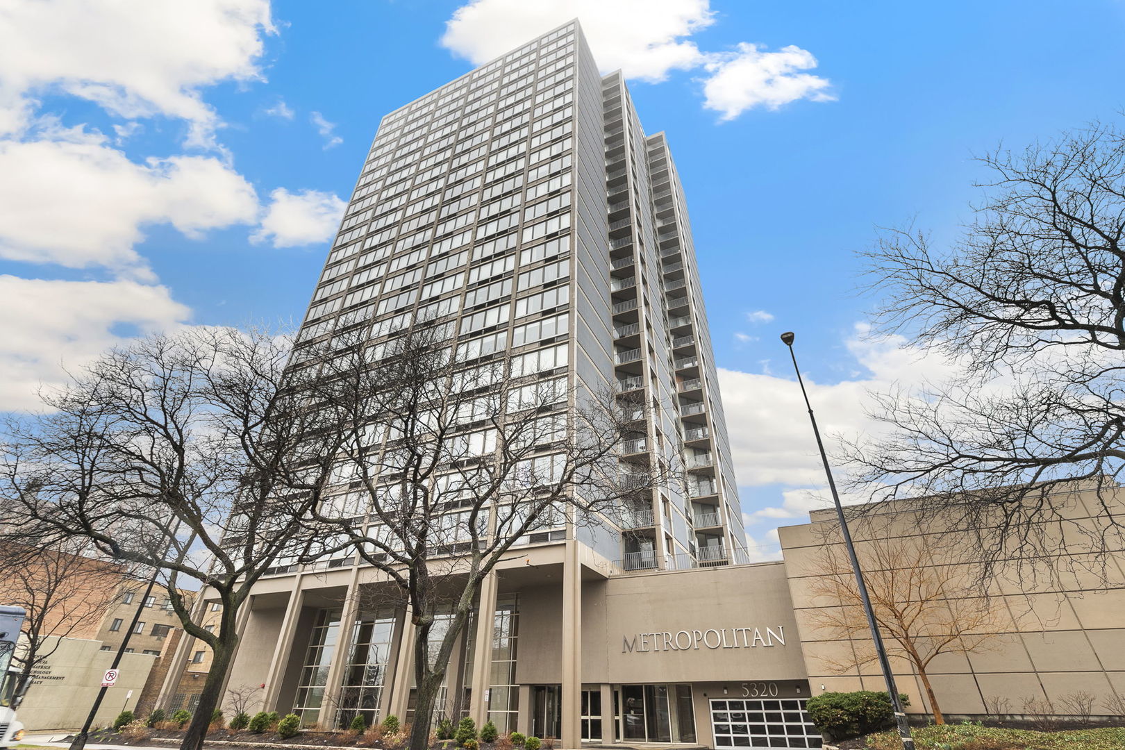 5320 N Sheridan Road #403, Chicago, IL