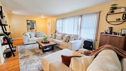 1339 Prince Drive, South Holland, IL