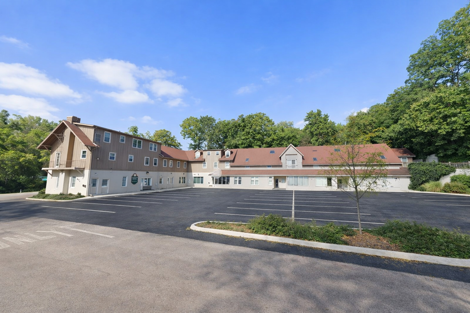 271 Country Commons Road #J, Cary, IL