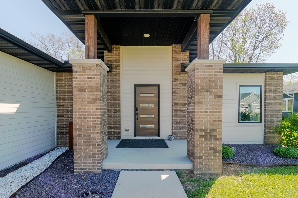 338 Shaggybark Trail, Morton, IL