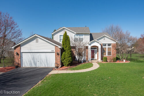 323 Mallard Lane, Sugar Grove, IL
