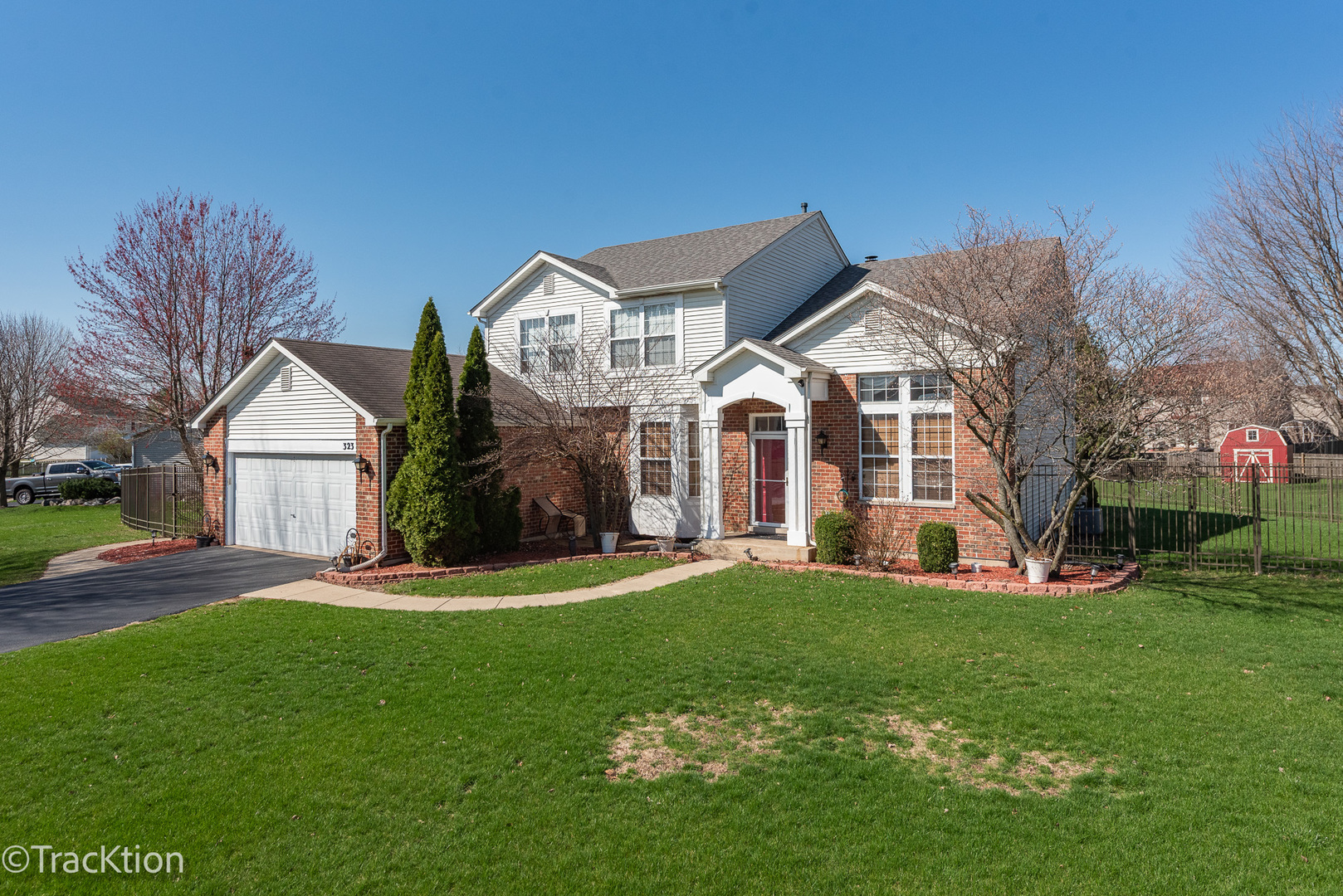 323 Mallard Lane, Sugar Grove, IL