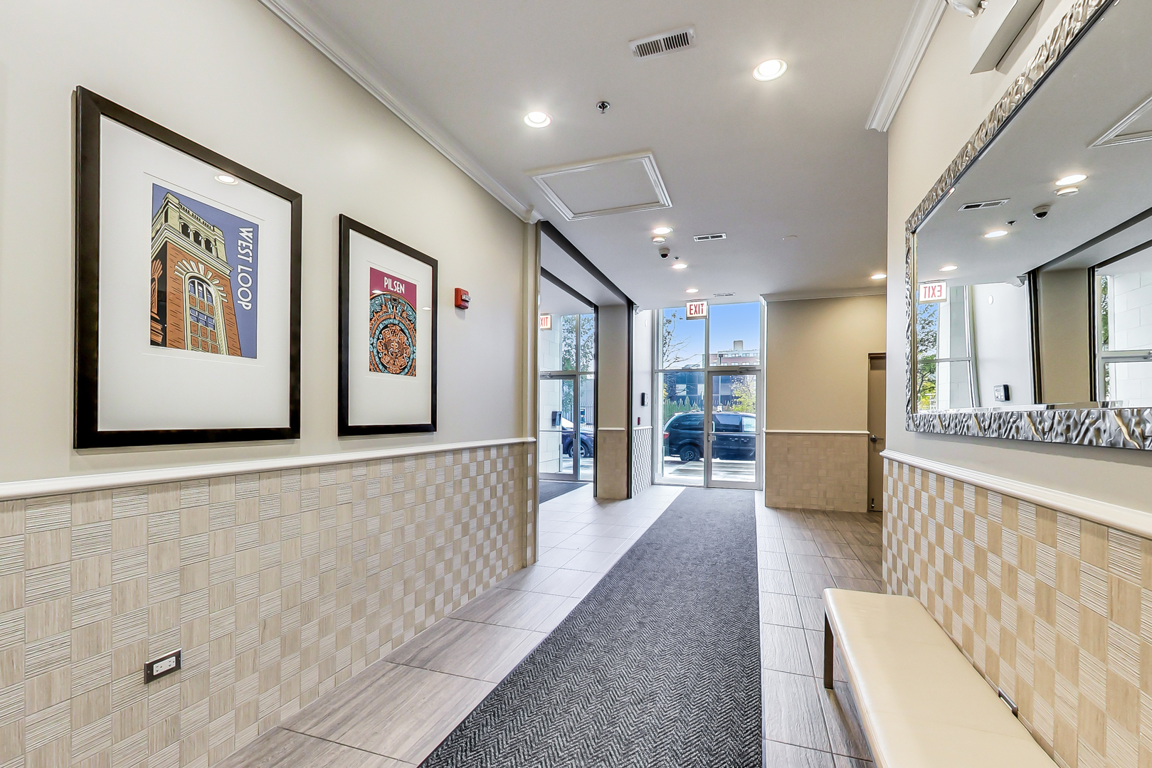 1247 W Madison Street #204, Chicago, IL