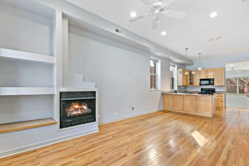 2151 W Race Avenue, Chicago, IL