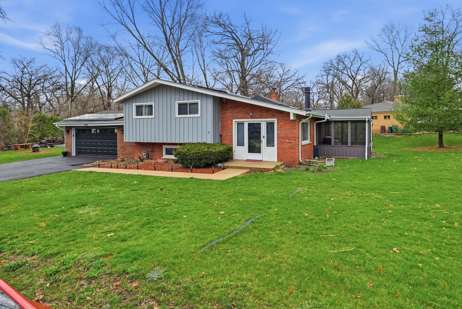 3N539 Woodland Avenue, West Chicago, IL