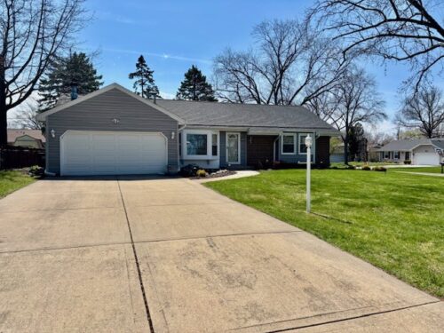 332 El Paso Lane, Carol Stream, IL