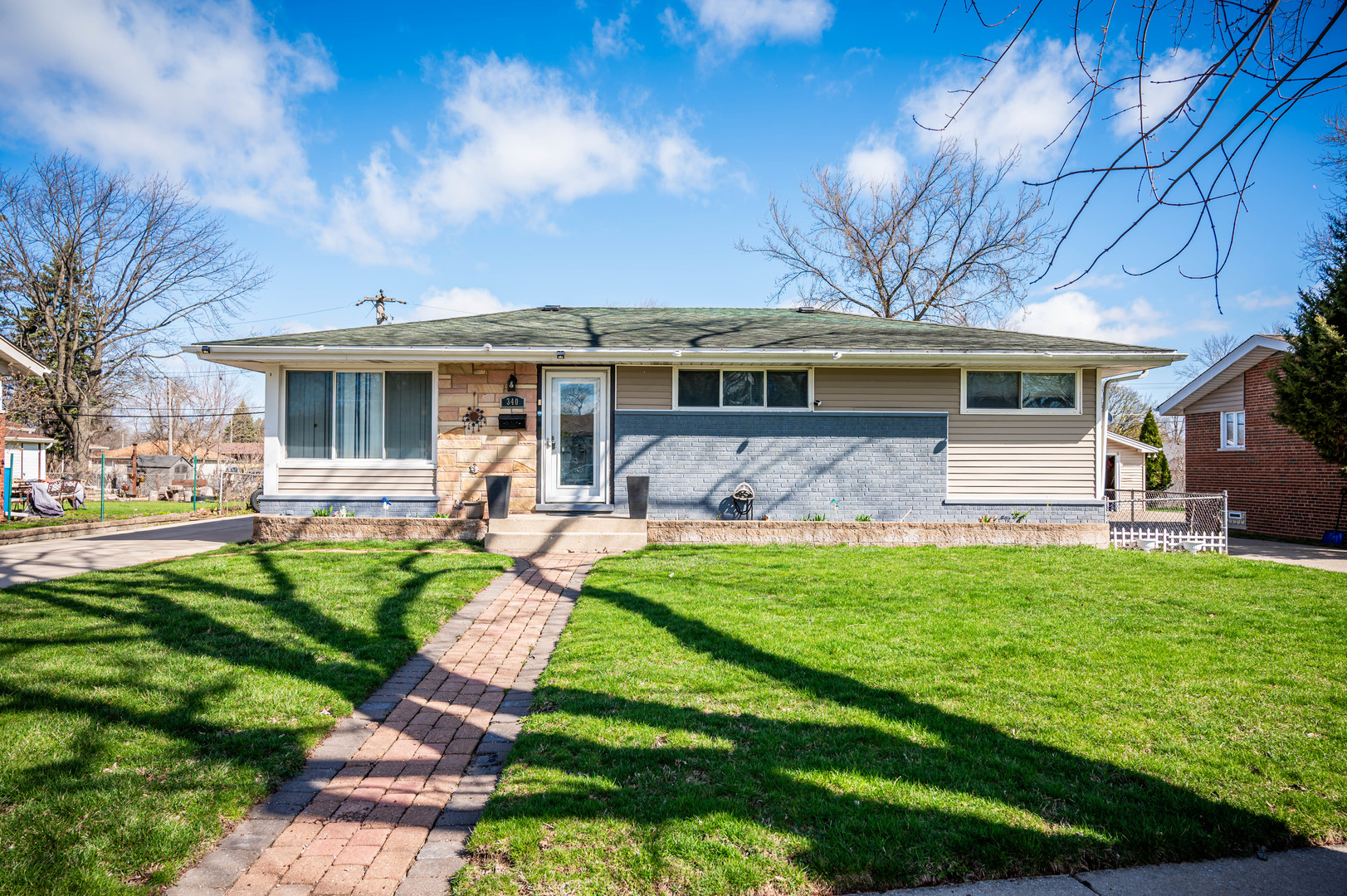 340 E Drake Avenue, Addison, IL