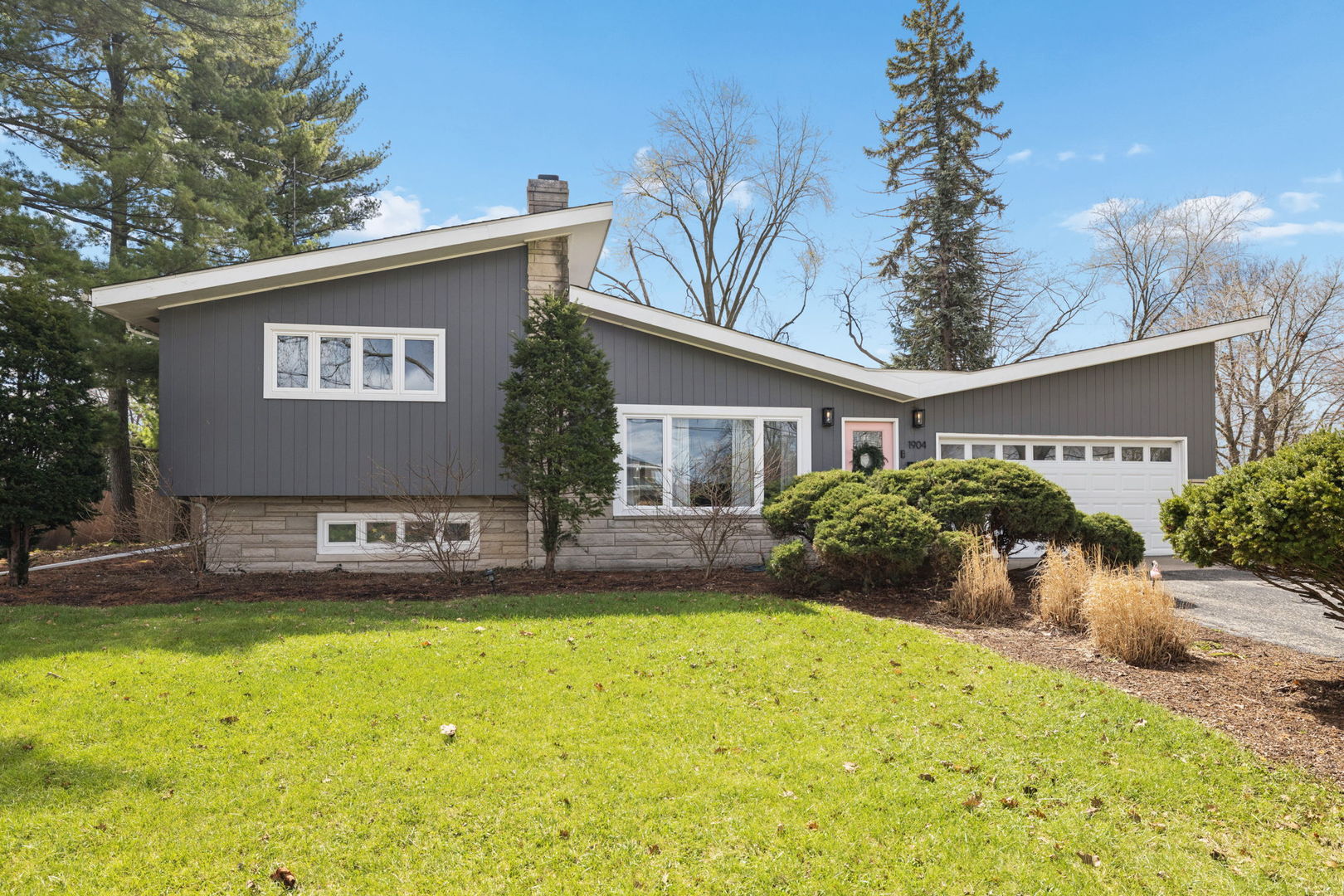 1904 Douglas Street, Joliet, IL