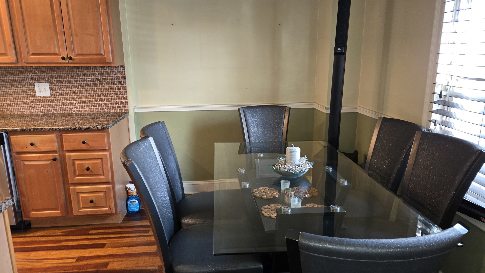 3352 W 84th Street, Chicago, IL