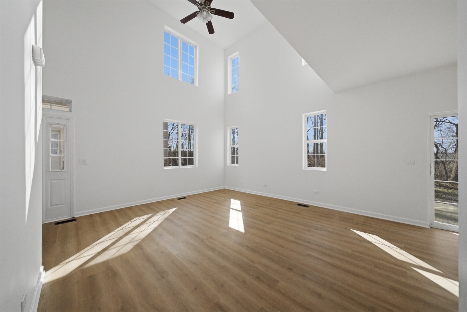 1013 Brush Hill Circle, Joliet, IL