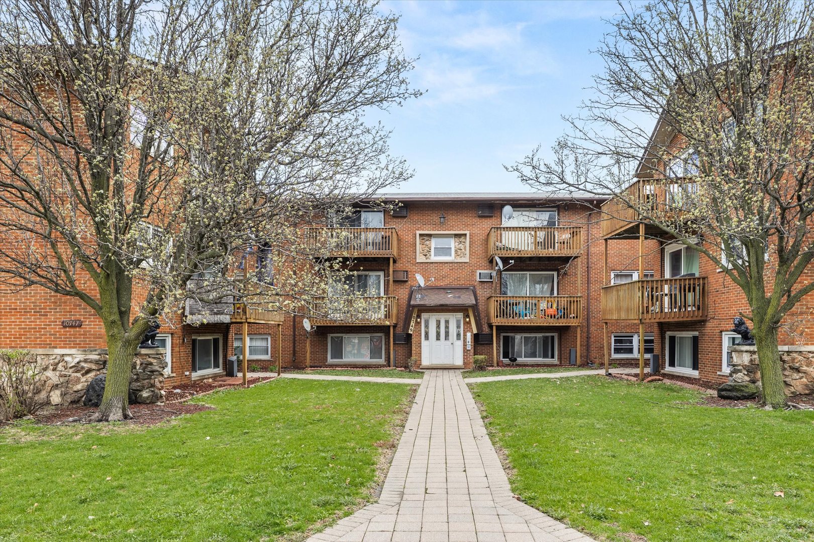 10747 S Harlem Avenue #B3, Worth, IL