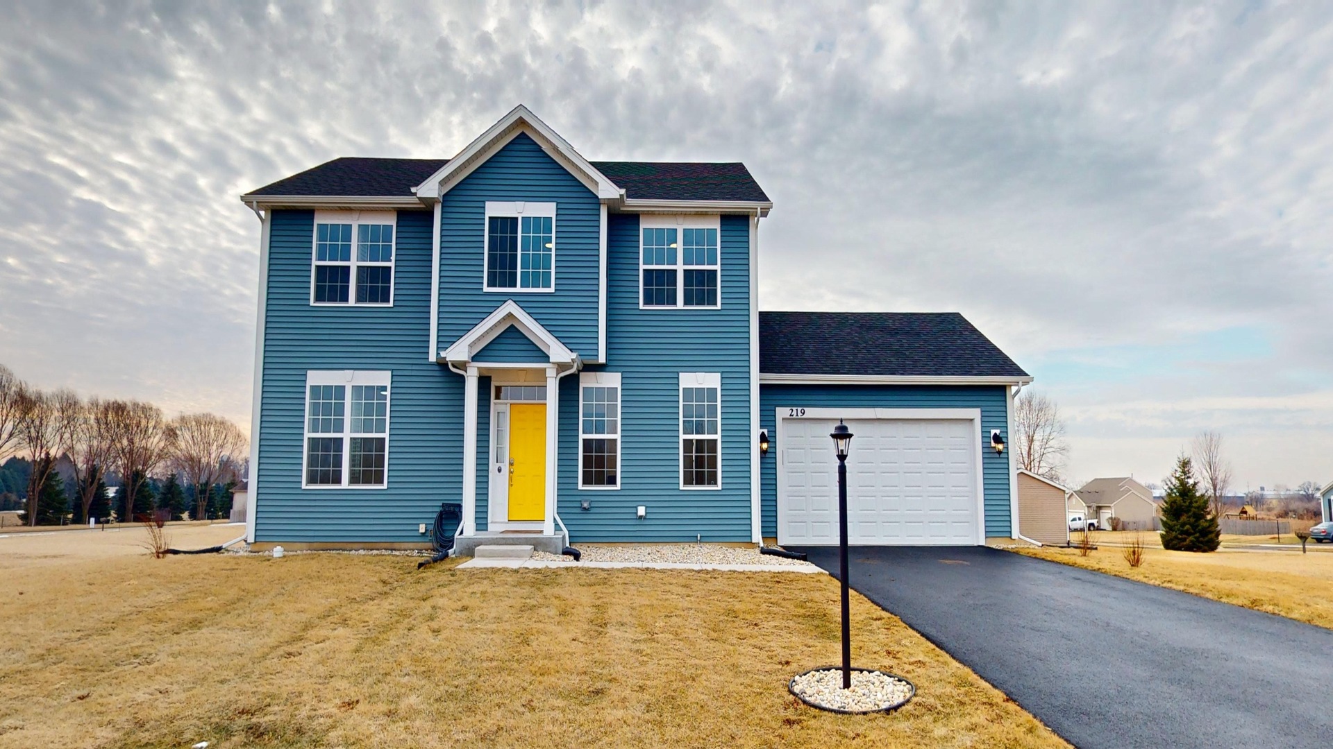 219 Deer Run Trail, Poplar Grove, IL