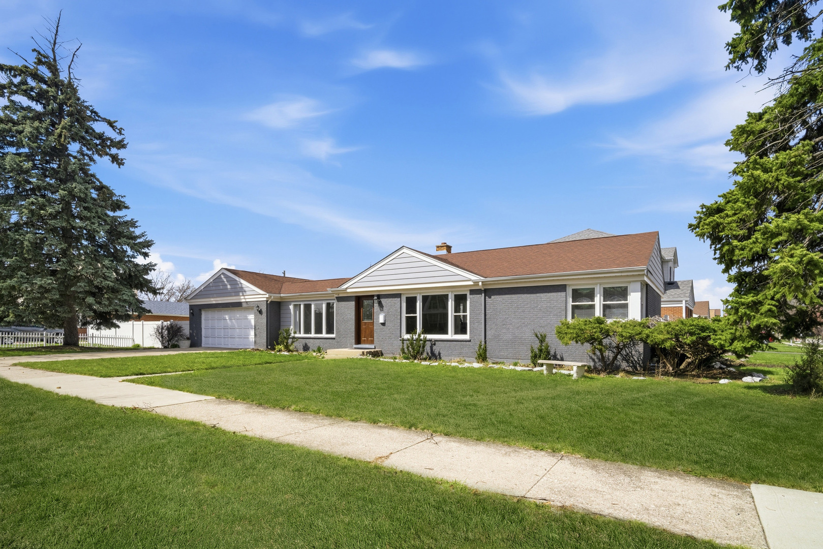 794 E LINCOLN Avenue, Des Plaines, IL