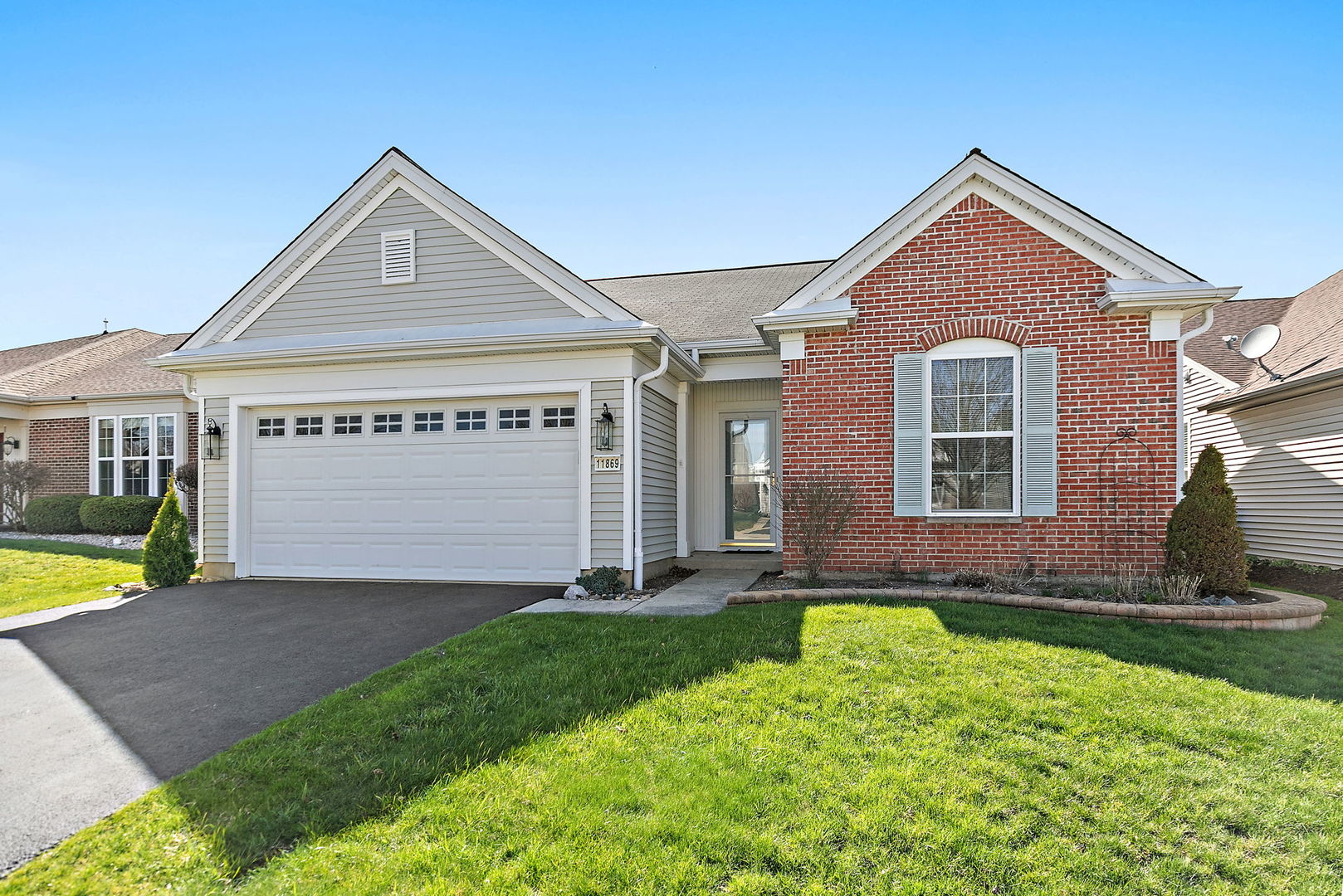 11869 Chatfield Crossing, Huntley, IL