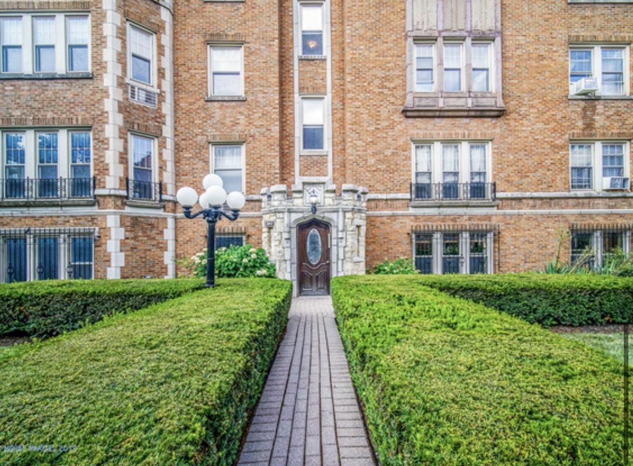 10913 S Longwood Drive #3, Chicago, IL