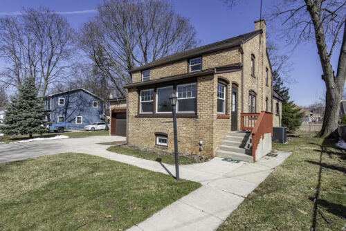 33771 N 2nd Street, Grayslake, IL