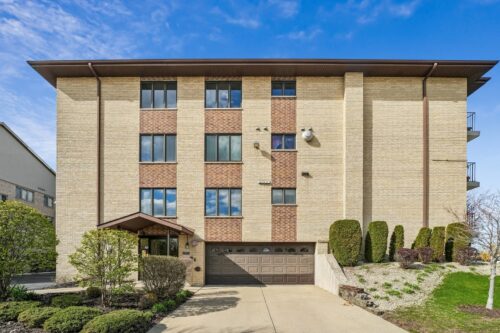 4500 W 93rd Street #1D, Oak Lawn, IL