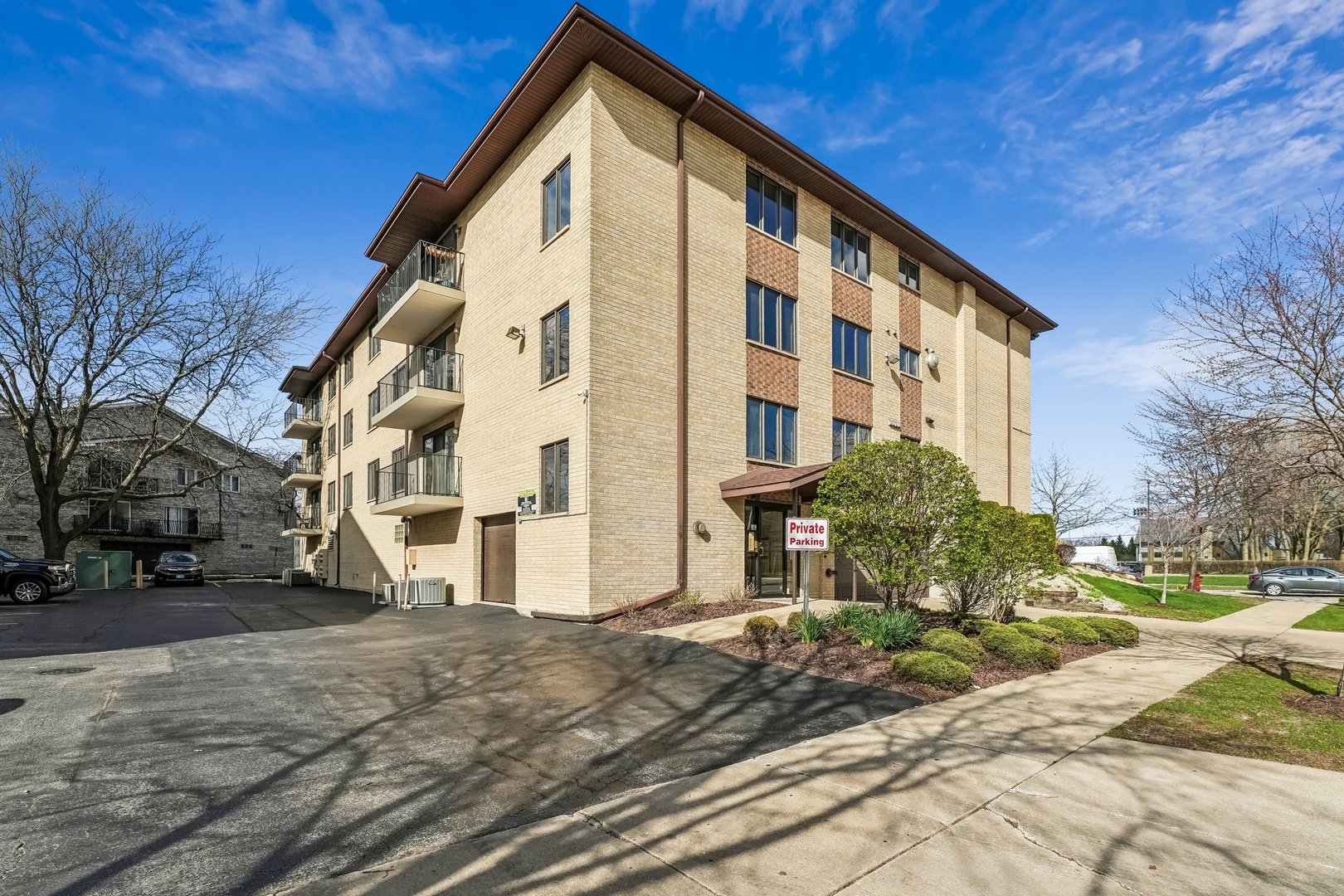 4500 W 93rd Street #1D, Oak Lawn, IL