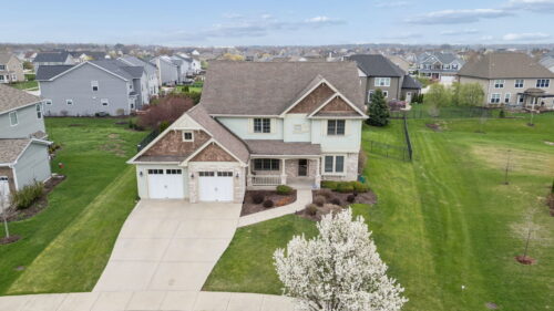 21261 Somerset Street, Shorewood, IL