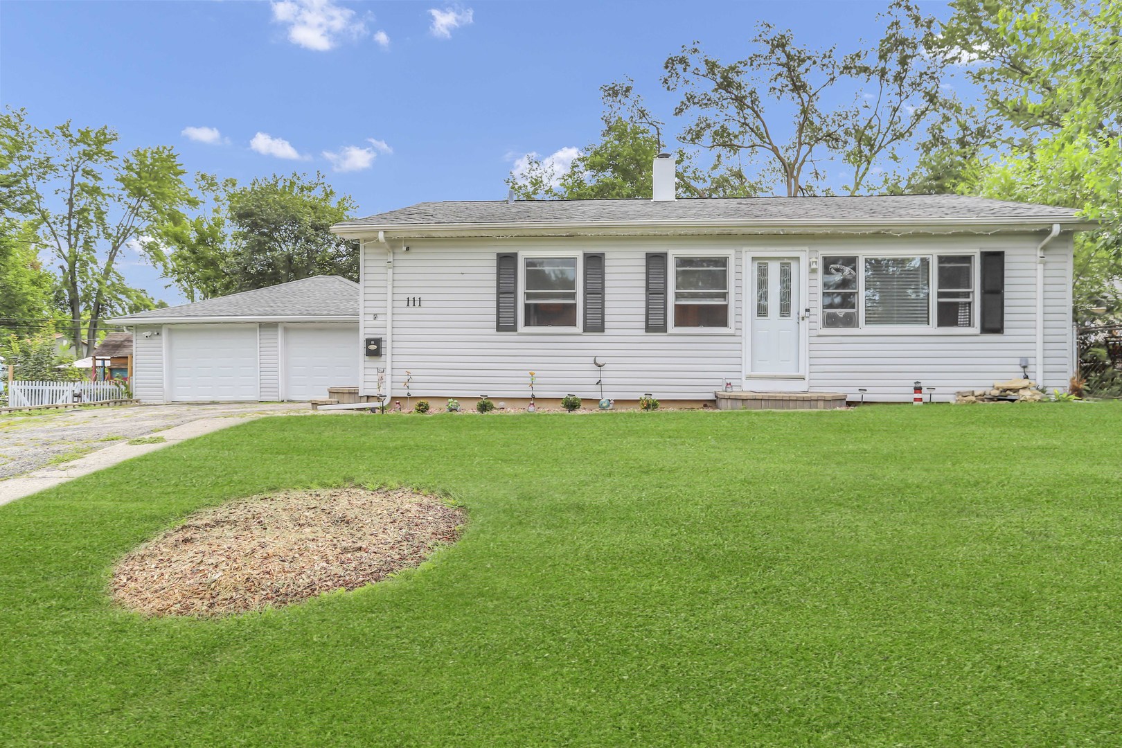 111 S Bartlett Road, Streamwood, IL