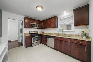 5030 N Moody Avenue, Chicago, IL