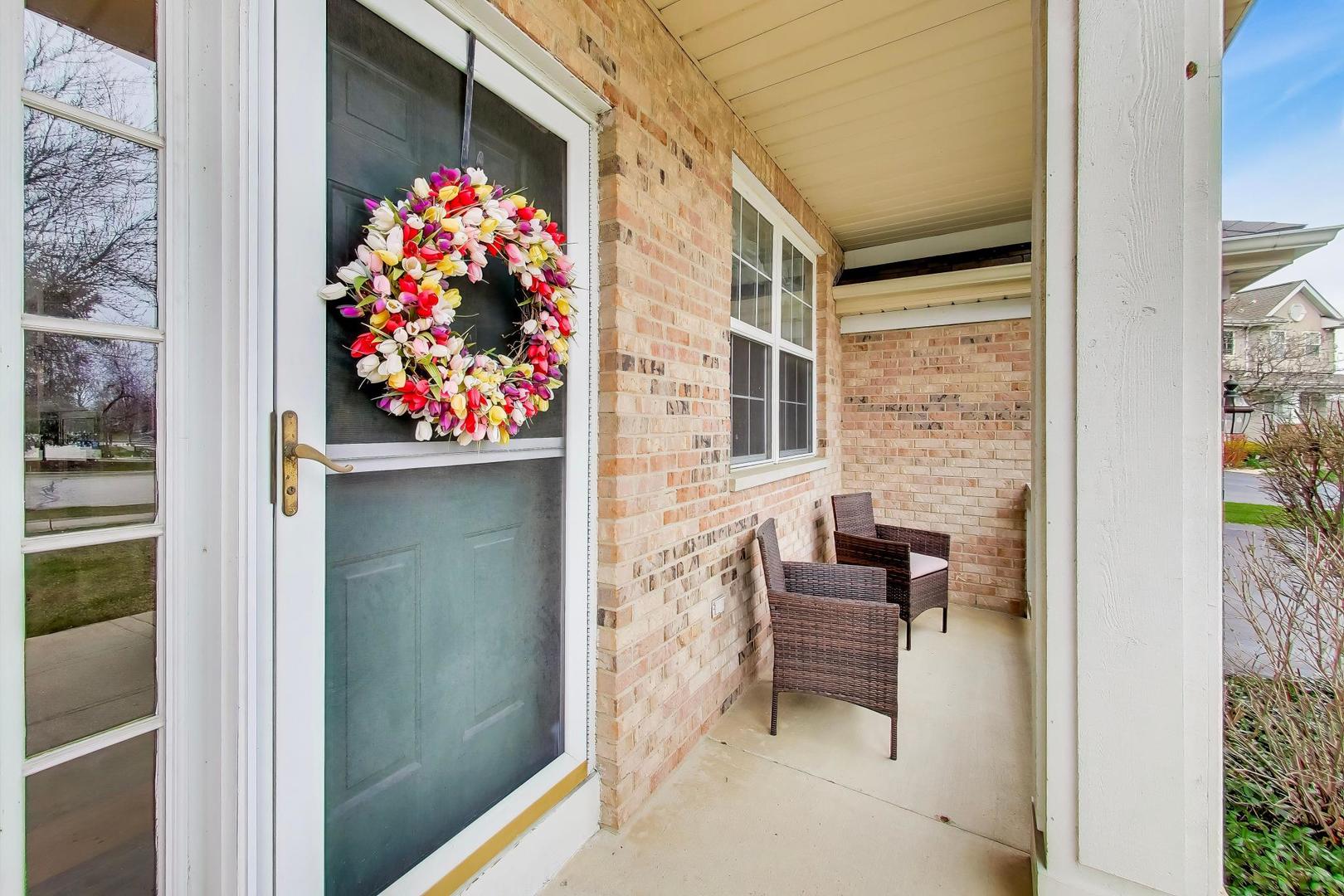 5660 Trinity Court, Gurnee, IL