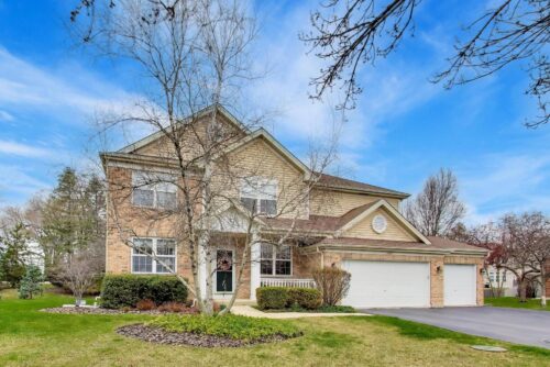 5660 Trinity Court, Gurnee, IL
