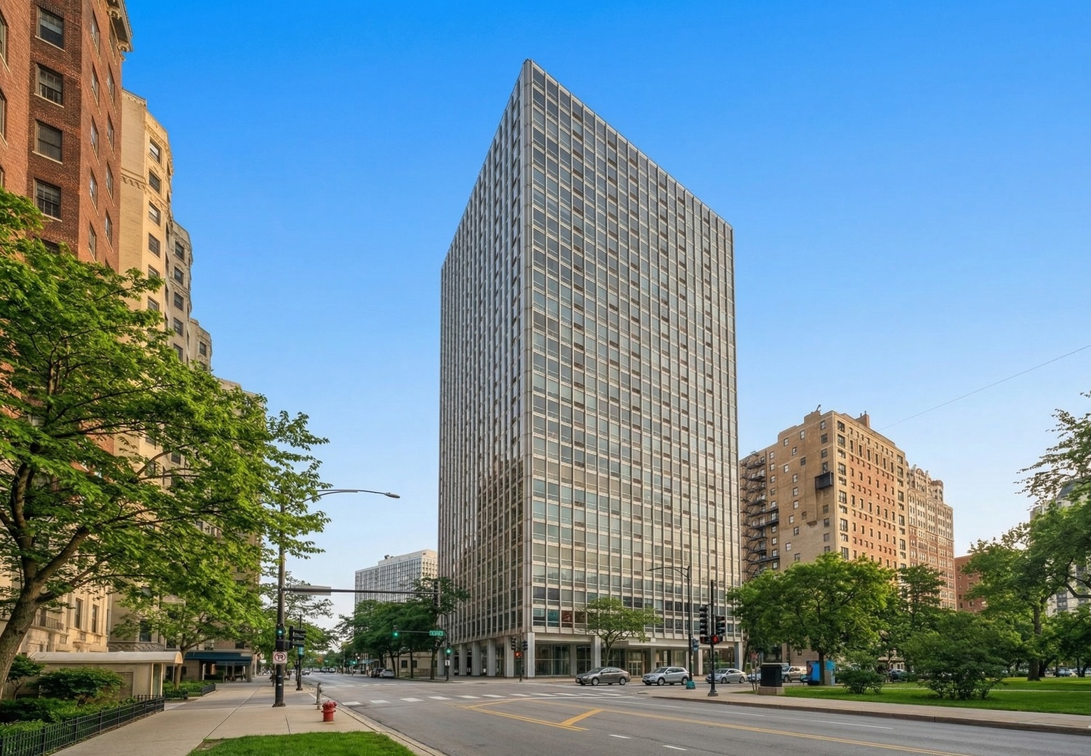 2400 N Lakeview Avenue #2705, Chicago, IL
