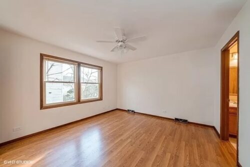 35 Evergreen Drive, Streamwood, IL