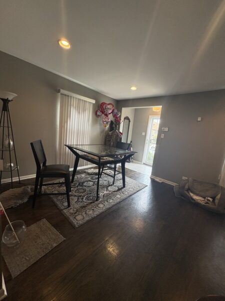 10032 S Calumet Avenue, Chicago, IL