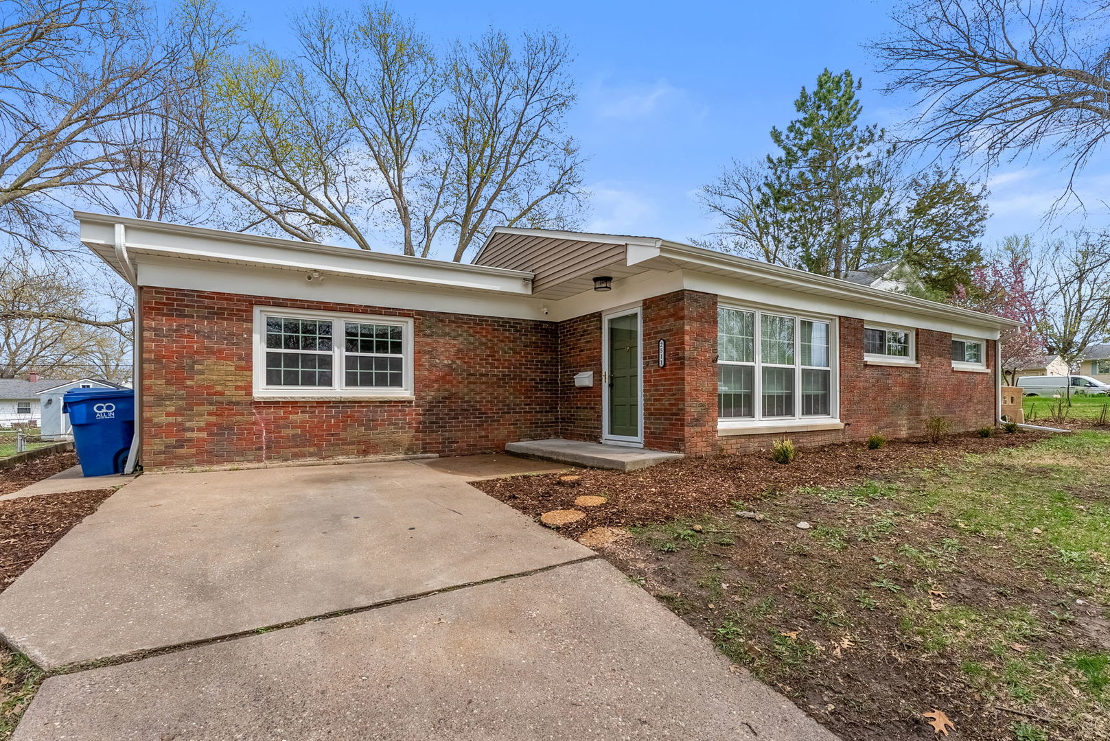 2511 Belle Avenue, Davenport, IA