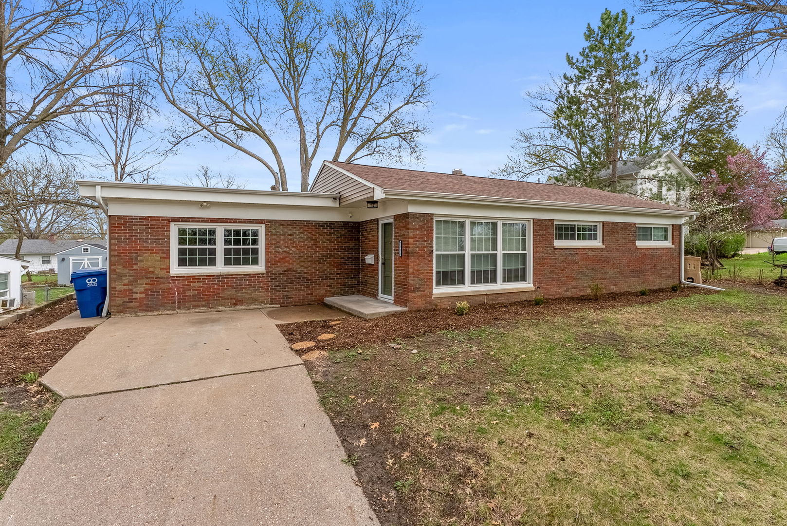 2511 Belle Avenue, Davenport, IA